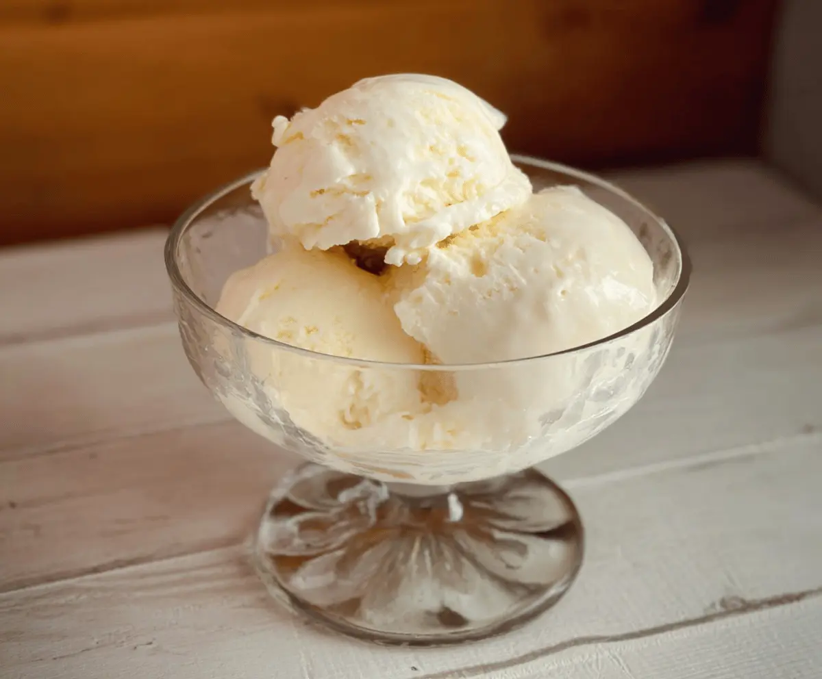 Easy Homemade Vanilla Ice Cream Recipe